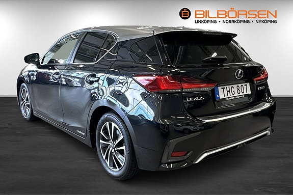 Lexus CT200h 6 of 15