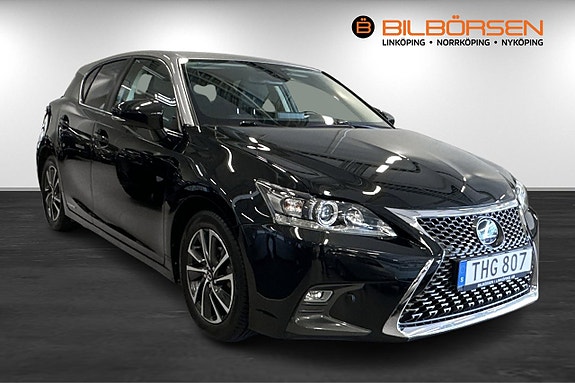 Lexus CT200h 3 of 15