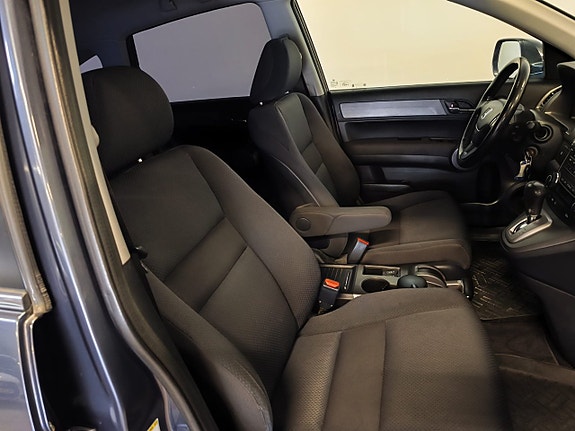 Honda CR-V 11 of 12