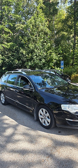 Volkswagen Passat 6 of 10