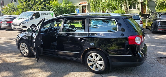Volkswagen Passat 9 of 10