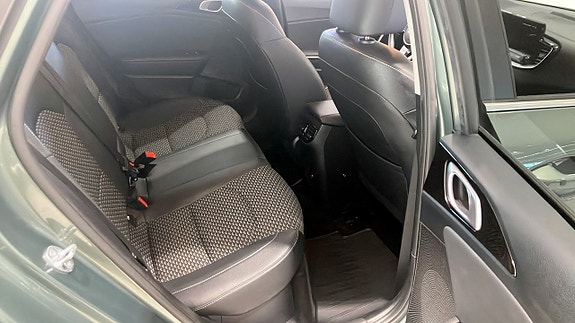 Kia Ceed 5 of 14