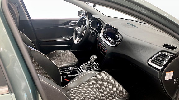 Kia Ceed 3 of 14