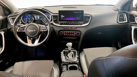 Kia Ceed 4 of 14