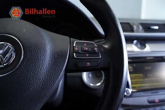 Volkswagen Passat 8 of 22