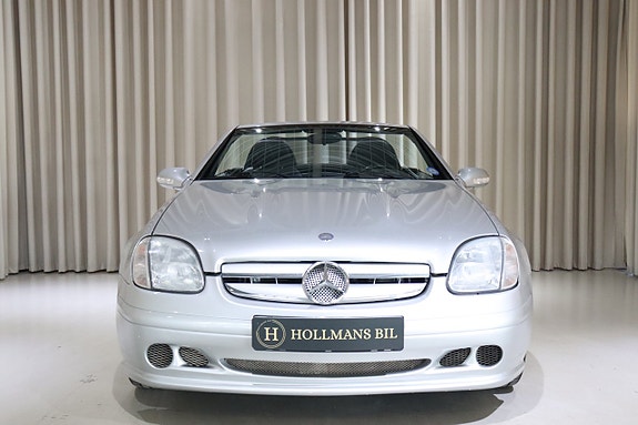 Mercedes-Benz SLK230 9 of 30
