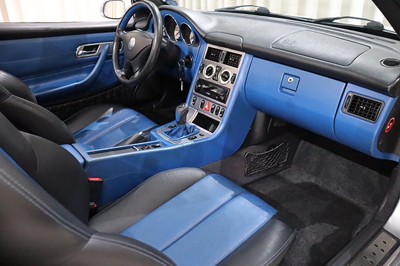 Mercedes-Benz SLK230 29 of 30