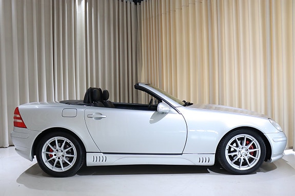 Mercedes-Benz SLK230 5 of 30