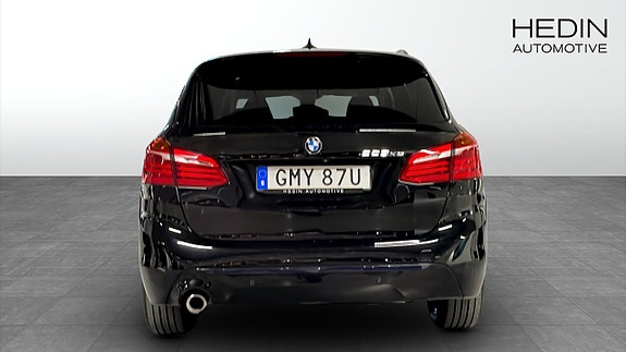 BMW 225xe 7 of 9