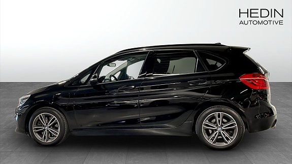 BMW 225xe 6 of 9