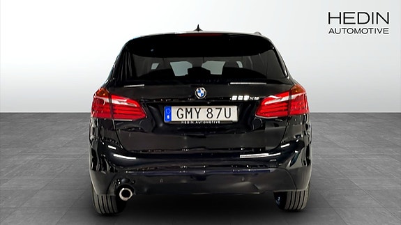 BMW 225xe 7 of 9