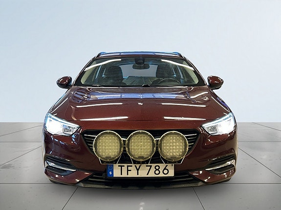 Opel Insignia 2 of 24