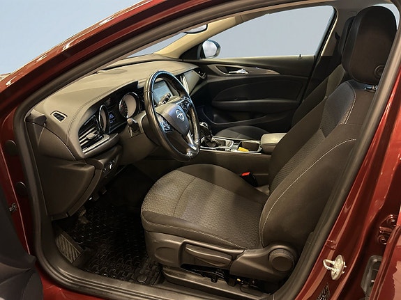 Opel Insignia 7 of 24