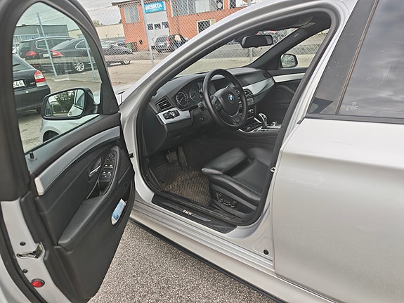 BMW 535i 3 of 10