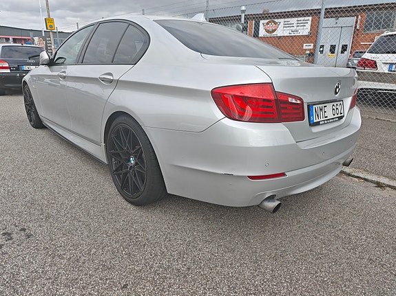 BMW 535i 2 of 10