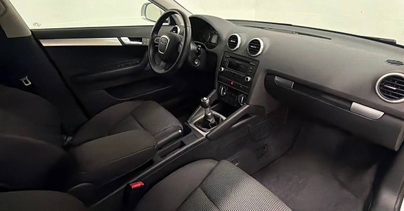Audi A3 7 of 10