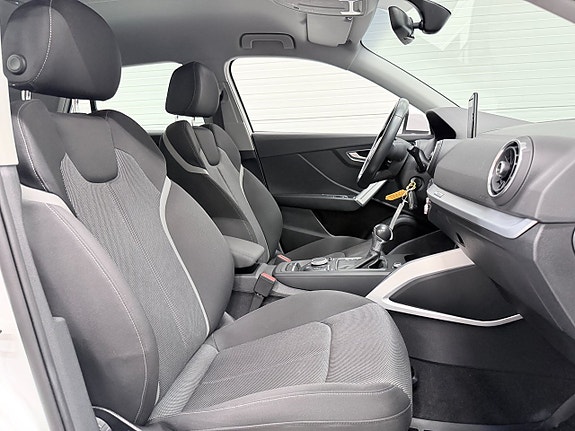 Audi Q2 16 of 17