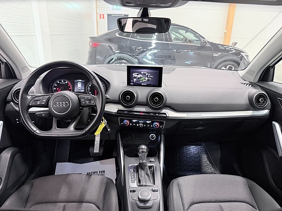 Audi Q2 12 of 17
