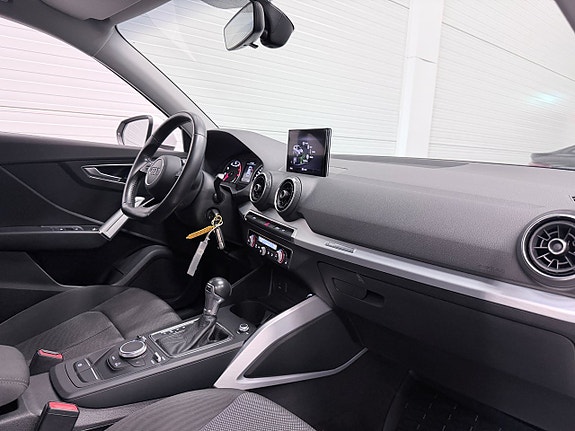 Audi Q2 15 of 17