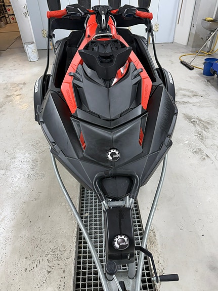 Sea-doo spark trixx -22 2up 3 of 9