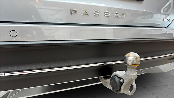 Volkswagen Passat 14 of 14