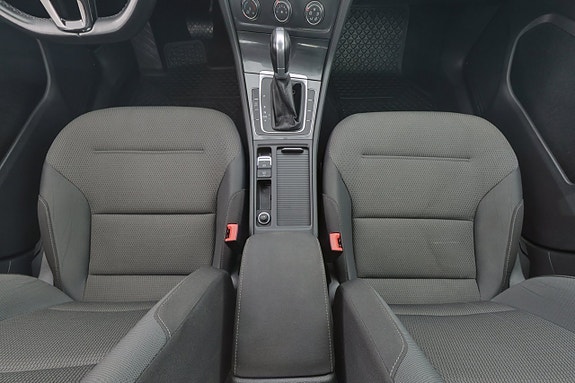 Volkswagen Golf I 13 of 19