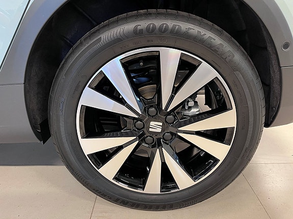 Seat Arona 5 of 6