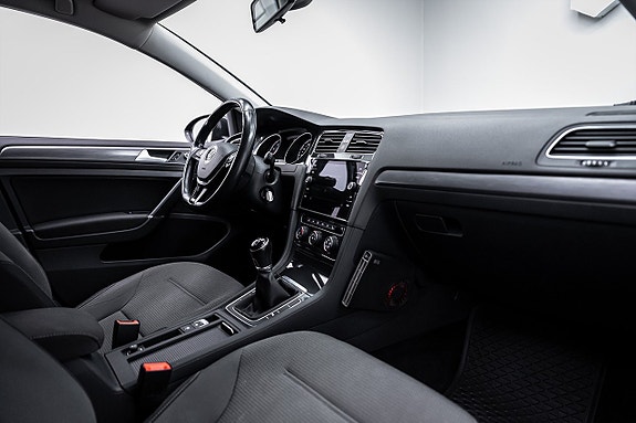 Volkswagen Golf I 25 of 27