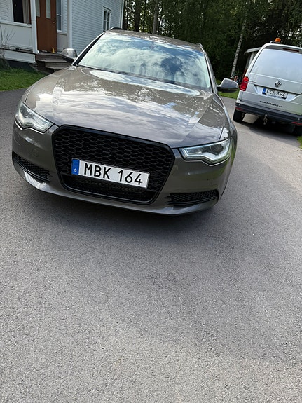 Audi A6 3 of 30