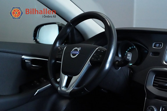 Volvo V40 Cross Country 9 of 24