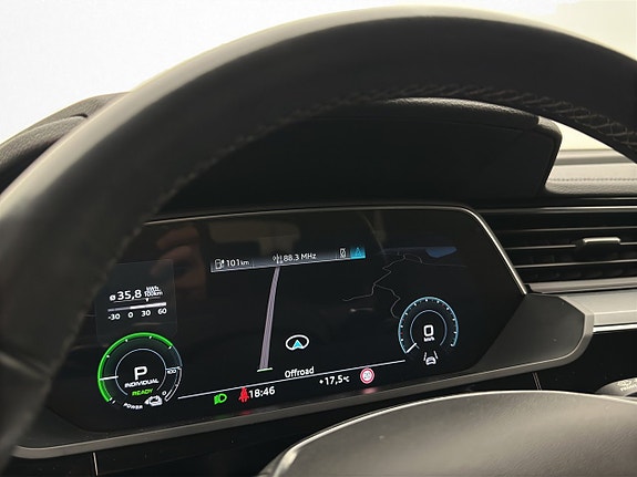 Audi e-tron 19 of 30