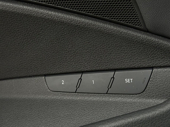 Audi e-tron 30 of 30