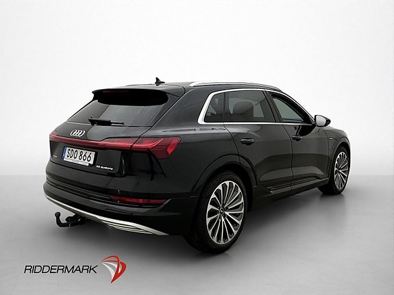 Audi e-tron 9 of 30