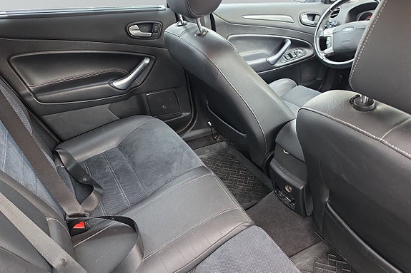 Ford Mondeo 9 of 10