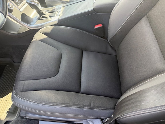 Volvo XC60 14 of 24