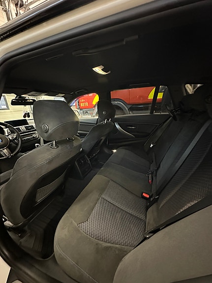 BMW 320d 6 of 8