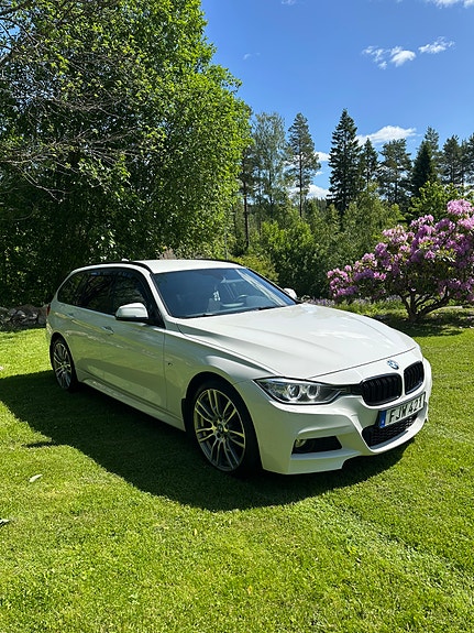 BMW 320d 2 of 8