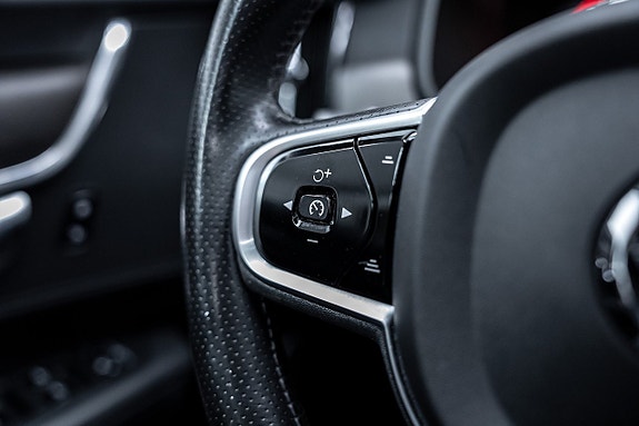 Volvo V90 Cross Country 19 of 27