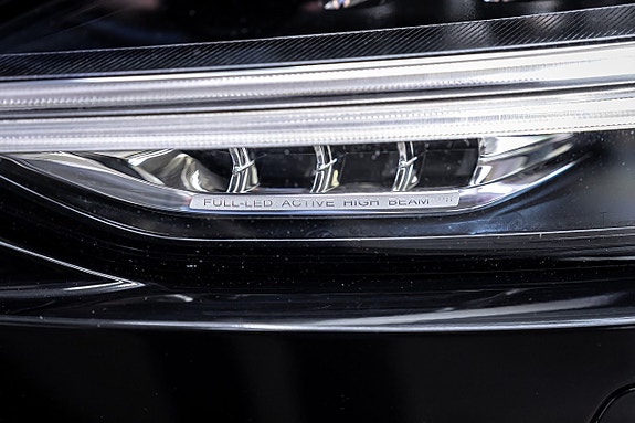 Volvo V90 Cross Country 3 of 27