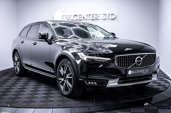 Volvo V90 Cross Country 5 of 27