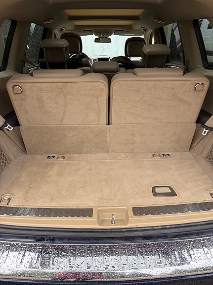 Mercedes-Benz GL500 12 of 12