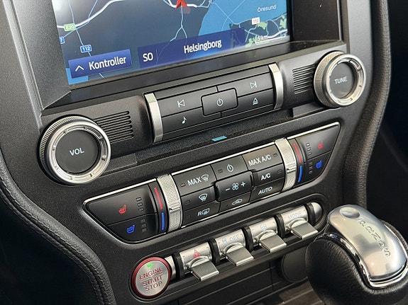Ford Mustang 17 of 26