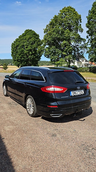 Ford Mondeo 3 of 12