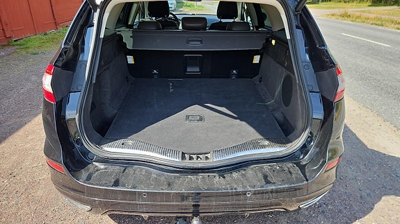 Ford Mondeo 10 of 12