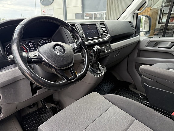 Volkswagen Crafter 8 of 14