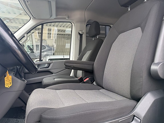 Volkswagen Crafter 11 of 14
