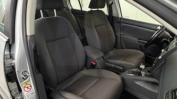 Volkswagen Golf V 10 of 12