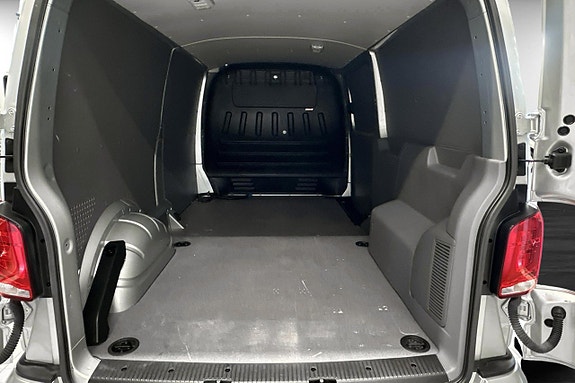 Volkswagen Transporter 14 of 16
