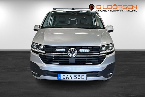 Volkswagen Transporter 2 of 16