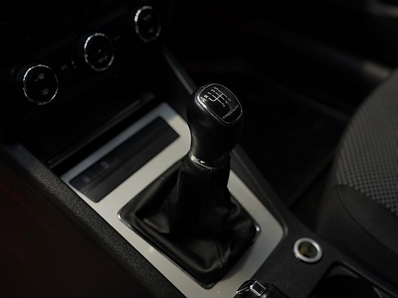 Skoda Octavia 13 of 22